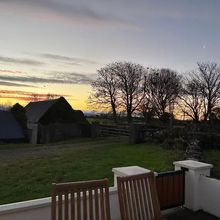Ferienhaus Three Bedroom Cosy Quiet Luxury In The Burren Wild Atlantic Way