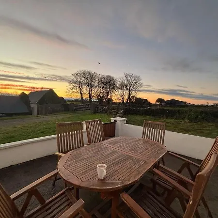 Three Bedroom Cosy Quiet Luxury In The Burren Wild Atlantic Way Galway