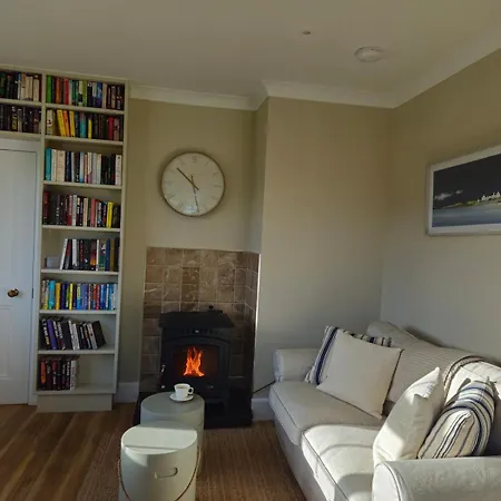 Three Bedroom Cosy Quiet Luxury In The Burren Wild Atlantic Way Holiday home